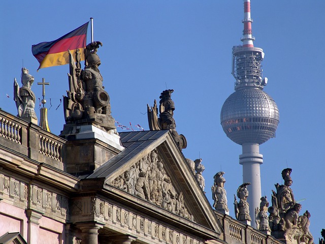 Reichstag und Fernsehturm