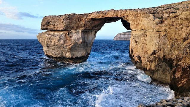 Eine Bucht von Malta, Meer, Wellengang
